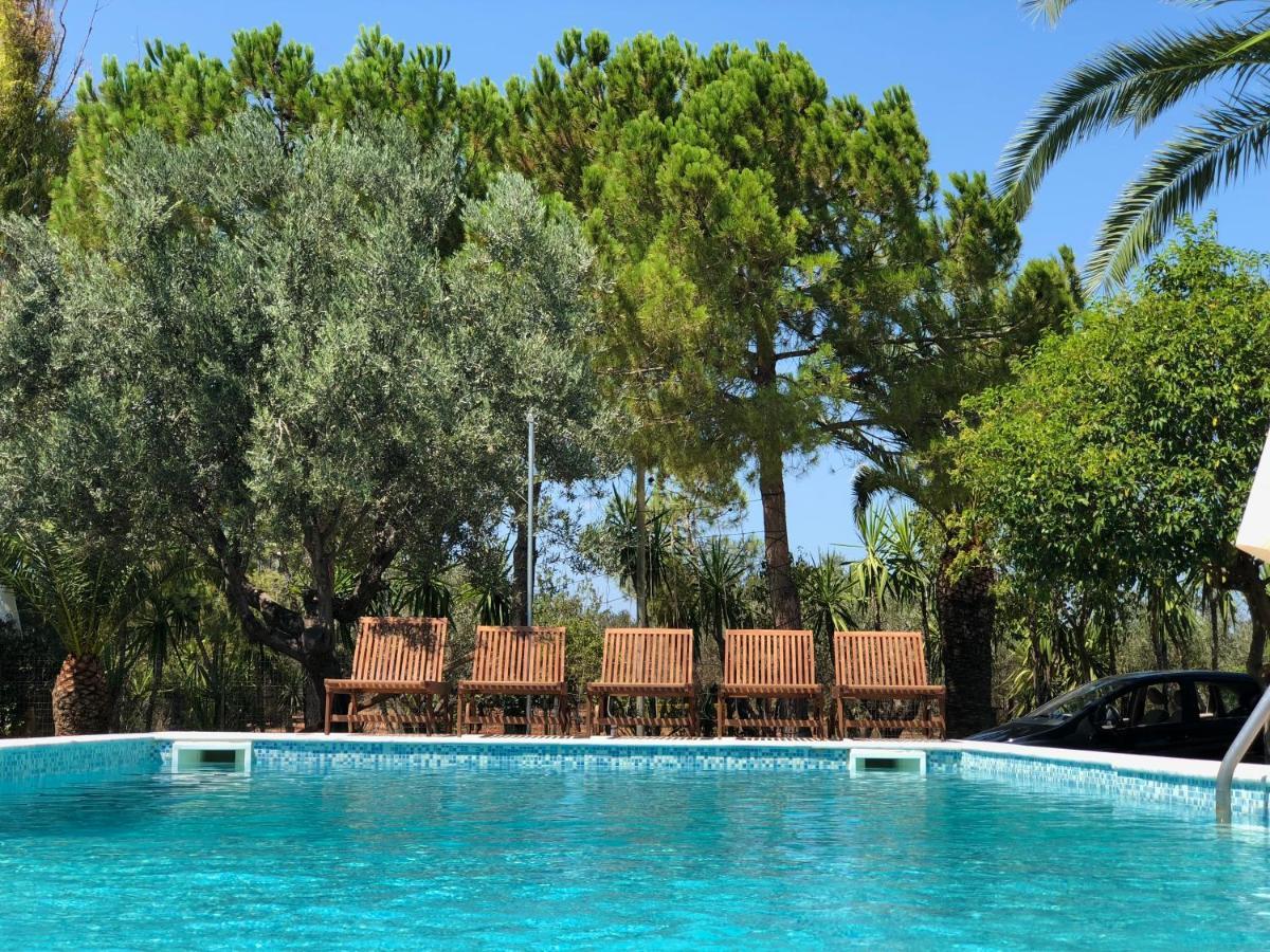 Country Villa Peloponnese With Tennis Court And Pool Zevgolateíon Exteriér fotografie
