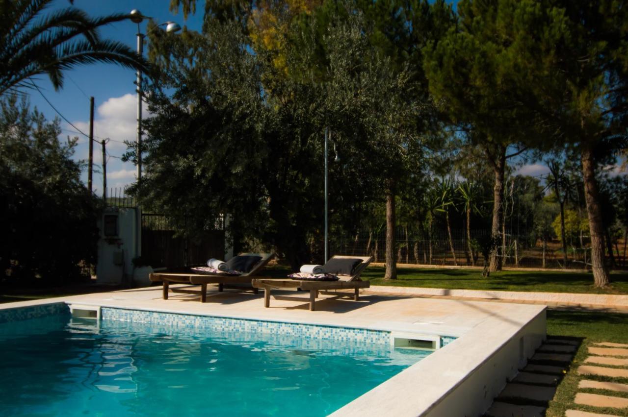 Country Villa Peloponnese With Tennis Court And Pool Zevgolateíon Exteriér fotografie
